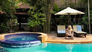 Bazén v ubytování Pavillon Indochine Boutique - Hotel nebo v jeho okolí
