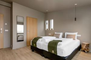 Stracta Hotel Mosfell客房内的一张或多张床位
