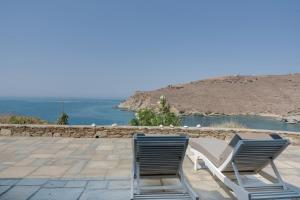 Φωτογραφία από το άλμπουμ του Blueros - Black Stone Suite στον Μέγα Γιαλό-Νίτες