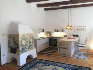 Køkken eller tekøkken på Schöne Altstadtwohnung im Herzen der Stadt