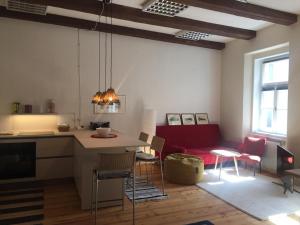 Et opholdsområde på Schöne Altstadtwohnung im Herzen der Stadt + 6 billeder