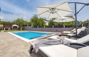 Πισίνα στο ή κοντά στο Villa Kali