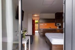 Photo de la galerie de l'établissement Vranovská pláž - Holiday park, à Vranov nad Dyjí 150 autres photos