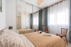 Foto dalla galleria di Toulon a Tolone