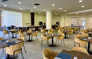 Hotel LIVVO Jandía Golf餐厅或其他用餐的地方