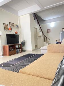 Μια τηλεόραση ή/και κέντρο ψυχαγωγίας στο Baan Mali Two