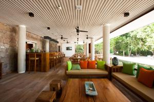 Posezení v ubytování Le Relax Luxury Lodge
