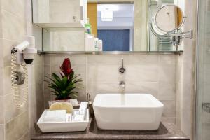 Koupelna v ubytování Housez Suites & Apartments Special Class