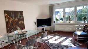 TV/Unterhaltungsangebot in der Unterkunft Exklusive Ferienwohnungen und Business Apartments Marburg