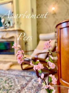 Φωτογραφία από το άλμπουμ του Apartament Pers - ciepło, cisza i klimat, który zostaje w pamięci σε Szczawno-Zdroj