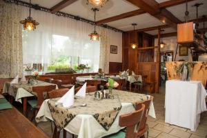 Restaurace v ubytování Gasthaus zur Waldschenke