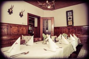 Fotografie z fotogalerie ubytování Gasthaus zur Waldschenke v destinaci Zeltweg