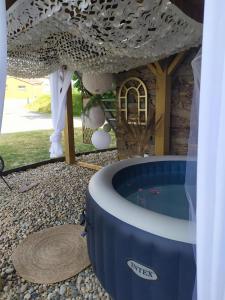 Fotografie z fotogalerie ubytování Gite Nougaro 2 pers private spa ouvert à l'année v destinaci Saussenac