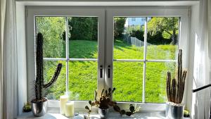 Ein Garten an der Unterkunft Exklusive Ferienwohnungen und Business Apartments Marburg