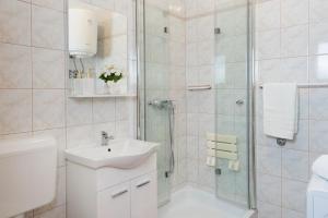 Gallery image of Apartment Roce in Rabac