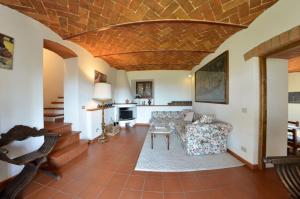 Η κουζίνα ή μικρή κουζίνα στο Villa Eugenio