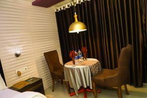 Posezení v ubytování Hotel Jayesh Inn