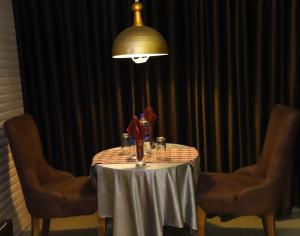 Posezení v ubytování Hotel Jayesh Inn