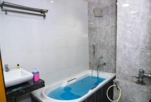 Koupelna v ubytování Hotel Jayesh Inn