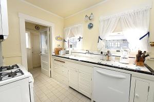 Dapur atau dapur kecil di 316CA Upper 316 Catalina Upper