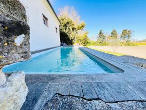 Πισίνα στο ή κοντά στο Maison Agane - accès canal du midi, piscine chauffée