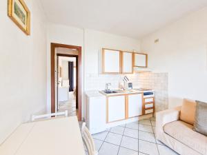 Imagen de la galería de Altaluna Apartment with Pool, en Nisporto