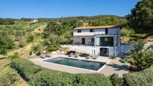 Фотография из галереи Villa Vittoria 8 by Massimo Villas в городе Gratteri +28 фотографий