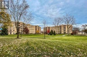 Zahrada ubytování Impressive Furnished Apartment in Town of Tecumseh