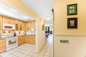 Køkken eller tekøkken på Bahia Vista A04 + 21 billeder