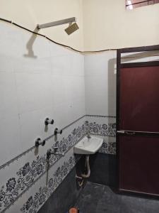 Bagno di Shree Dev Kripa Geust house