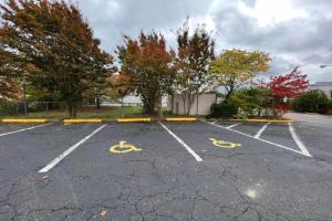 Gambar di galeri bagi Ashland Studio Inn Richmond North near Kings Dominion -Listing Partner di Ashland