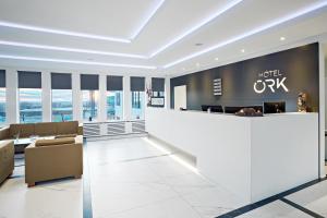 El lobby o recepción de Hotel Örk