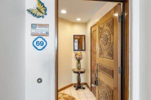 Ảnh trong thư viện ảnh của H169 - Hamilton Cove Villa 1-69 ở Avalon +25 ảnh