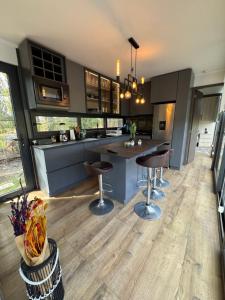 Kuchyň nebo kuchyňský kout v ubytování Modular Moderna