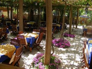 Restaurace v ubytování Lintzi Hotel