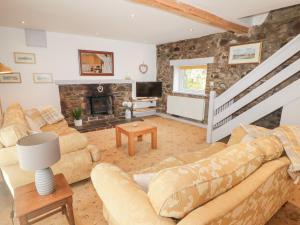 Μια τηλεόραση ή/και κέντρο ψυχαγωγίας στο Stable Cottage, Narberth