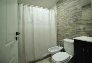 Un baño de Espacio Zen Deros