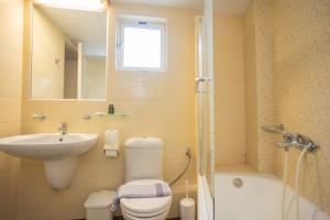 Koupelna v ubytování Hotel Aspassia