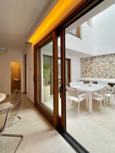 Posezení v ubytování Casa Del Estrecho - Luxury House