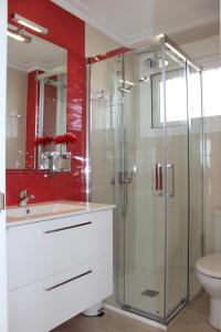 A bathroom at Apartamento Quesada Még 37 kép