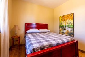 Llit o llits en una habitació de Eureka Home