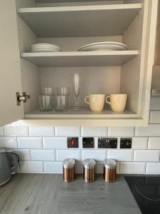 Kuchyň nebo kuchyňský kout v ubytování Welcome rooms 55b- Self Check-In whole apartment FULLY REFURBISHED