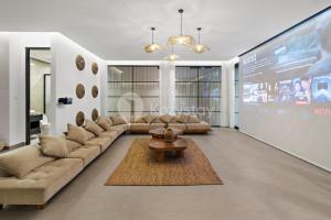 Posezení v ubytování Kros Villa by Kozystay - Legian