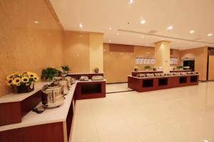 Restaurace v ubytování 林州米蘭四季酒店有限公司