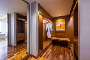 Krevet ili kreveti u jedinici u okviru objekta Hyatt Regency Kinabalu
