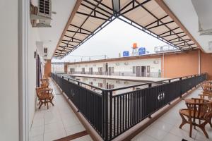 Restaurace v ubytování RedDoorz near Universitas Siliwangi Tasikmalaya