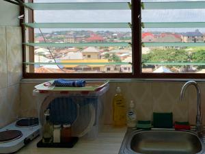 Gallery image of Standard One bedroom Apartment near KNUST, CCC & Kumasi Airport in Kumasi +3 photos