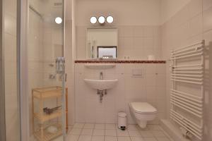 Ένα μπάνιο στο Haus Seebrücke Appartement 9 +10 φωτογραφίες