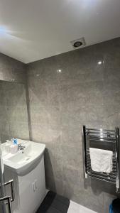 Ένα μπάνιο στο Cozy 1B Studio Sheffield City Centre! +24 φωτογραφίες