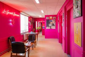 Fotografie z fotogalerie ubytování Hôtel Le Grand Barnum v destinaci Francheville